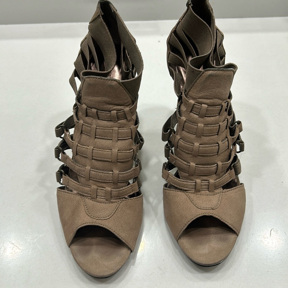 Nine West Japar Tan Chunky Heel